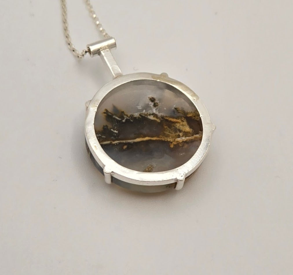 Plume Agate Necklace