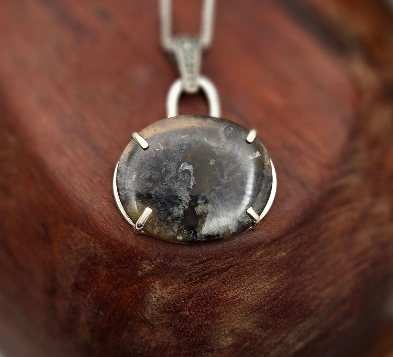 Marfa Plume Agate necklace