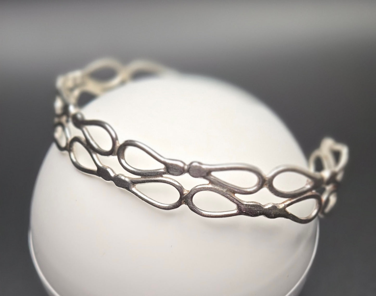 Organic Loops Bracelet