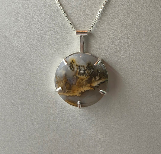 Plume Agate Necklace