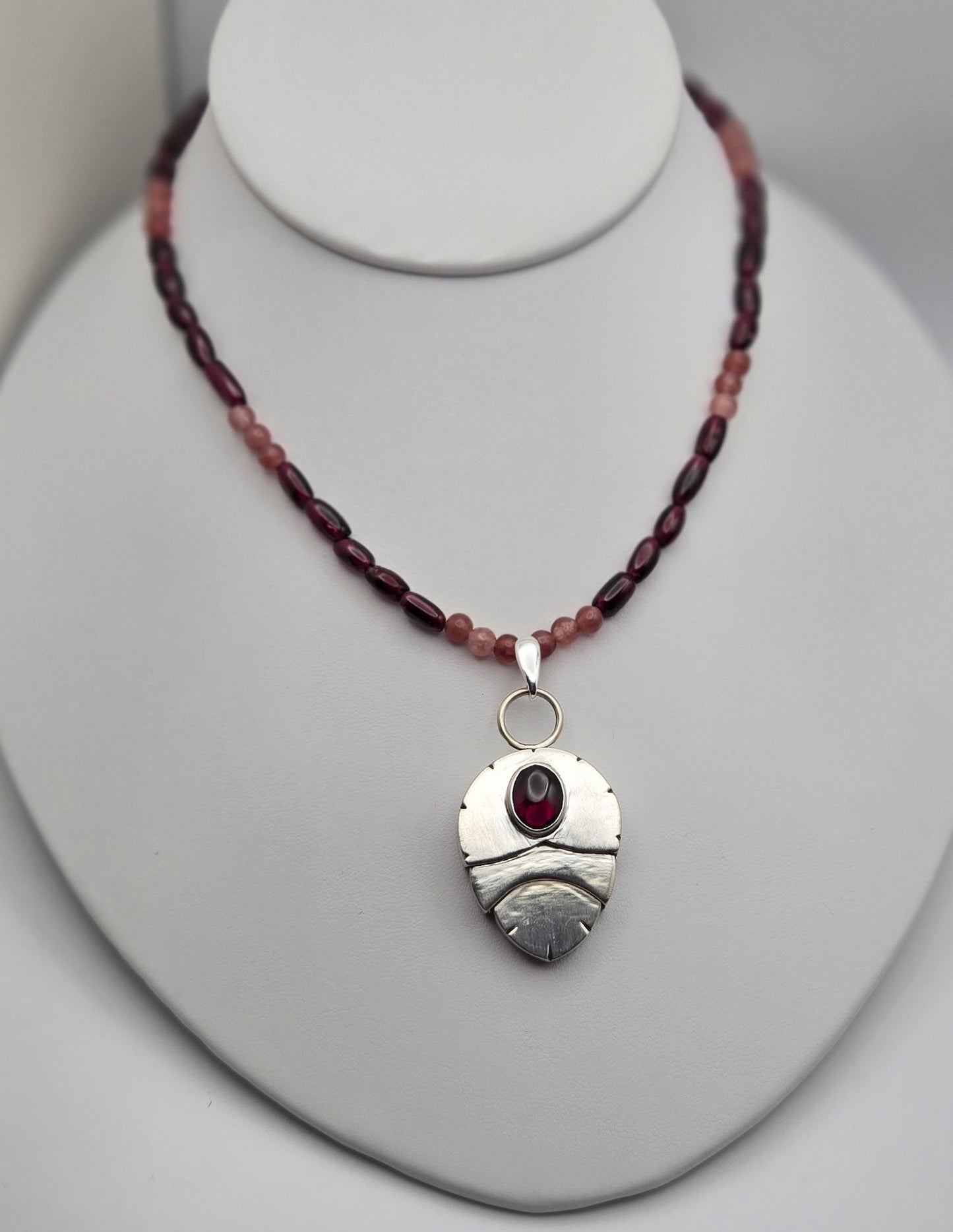 Nested Hollow Form Necklace