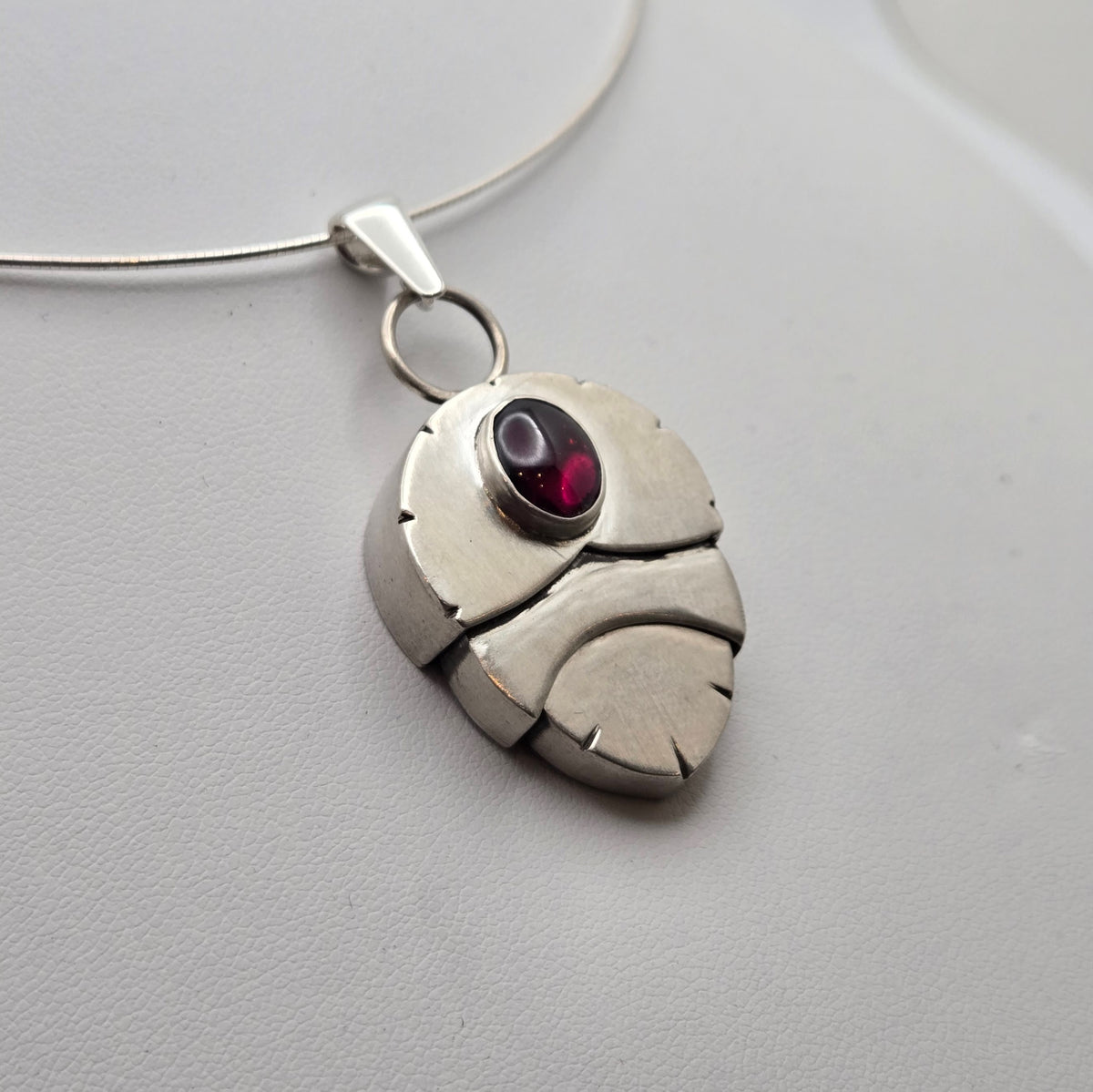 Nested Hollow Form Necklace