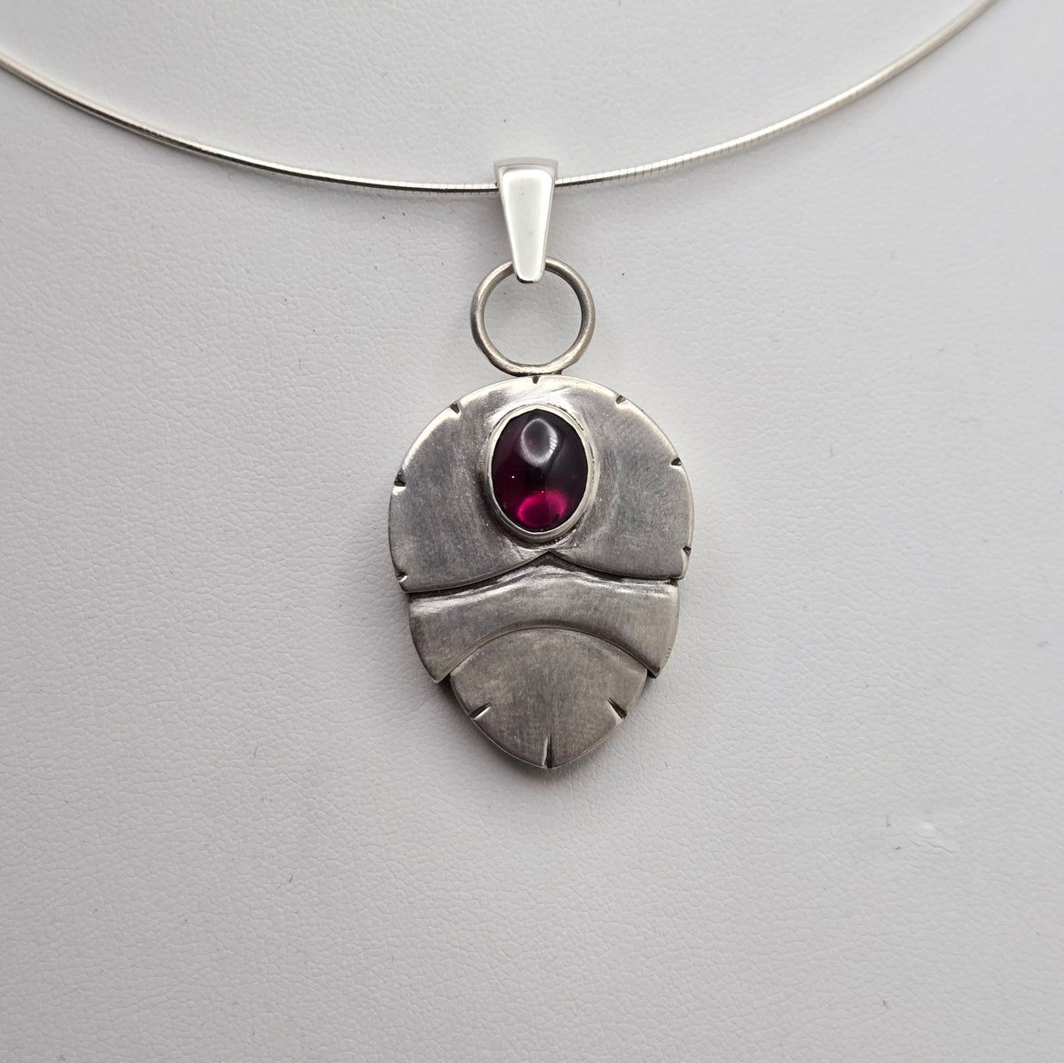 Nested Hollow Form Necklace