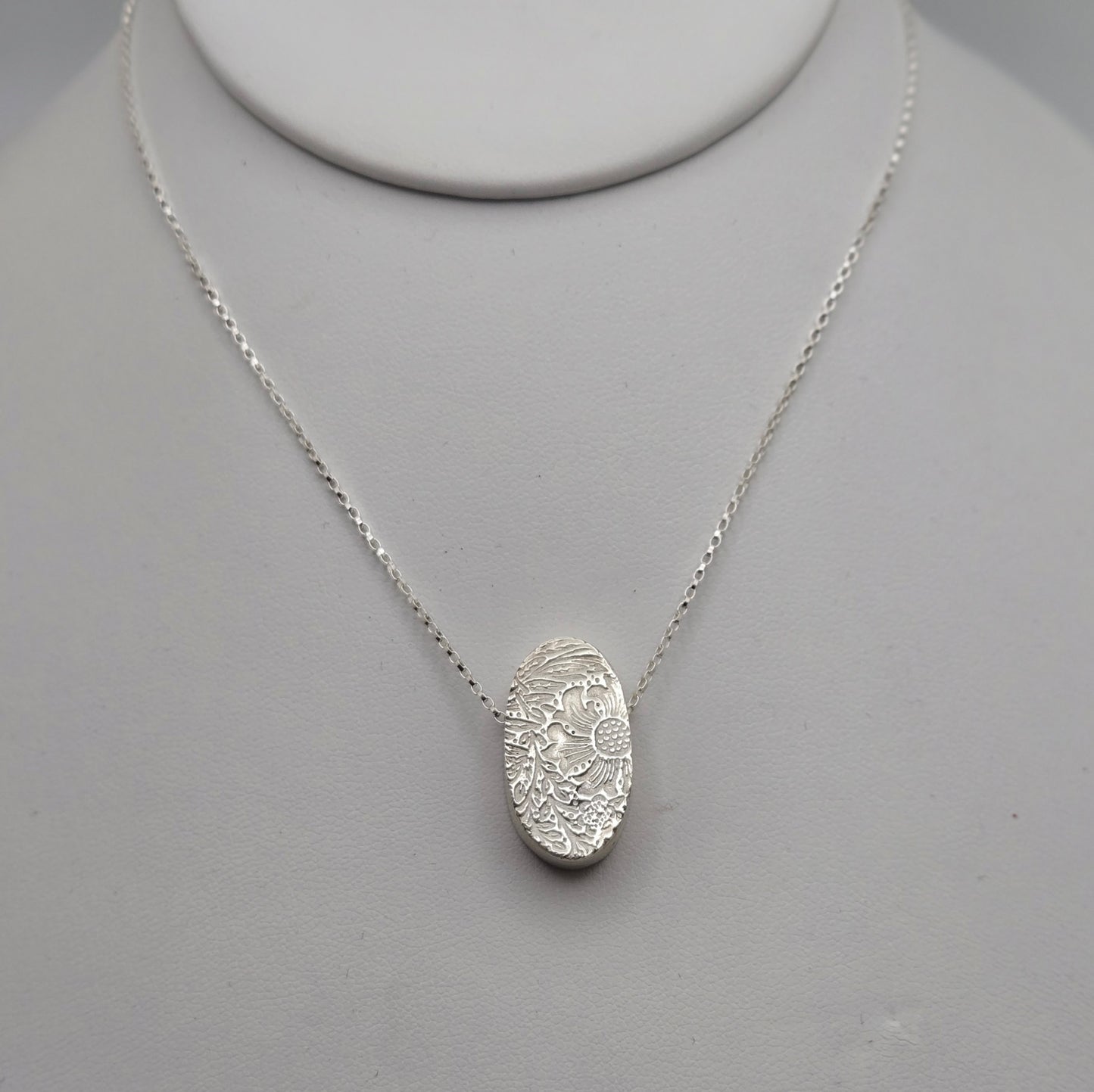 Oval Hollow Form Pendant